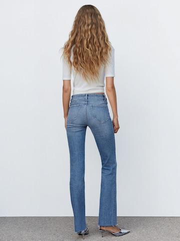 MANGO Regular Jeans 'FIONA' in Blau