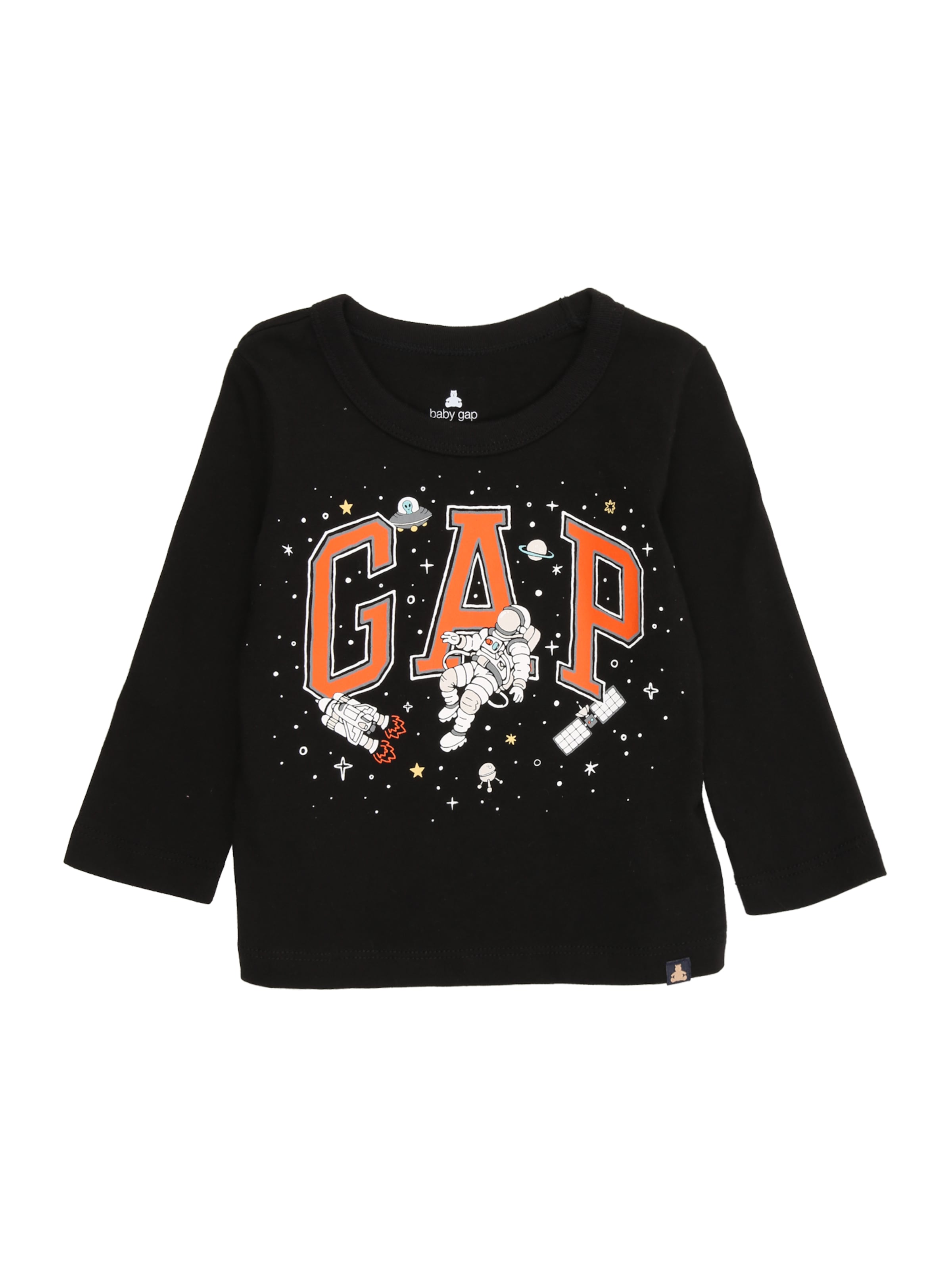 GAP Тениска в черно: отпред