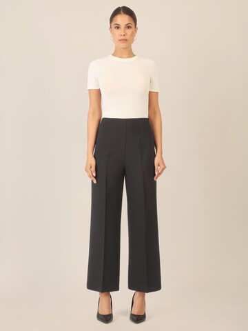 APART Regular Pleated Pants in Black