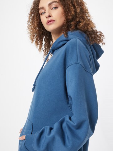 WEEKDAY Sweatshirt 'Alisa' in Blauw