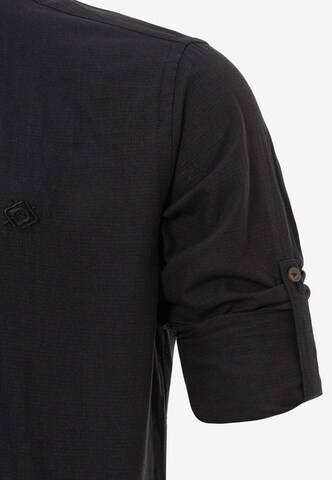 CIPO & BAXX Regular fit Button Up Shirt in Black