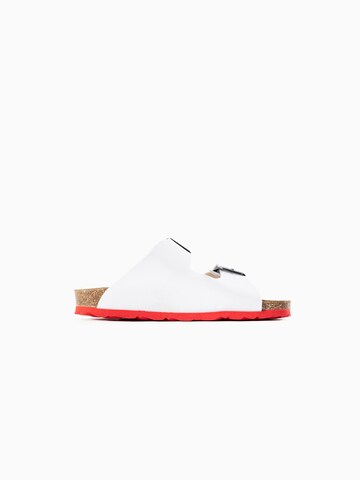 Bayton Sandals & Slippers 'Atlas' in White