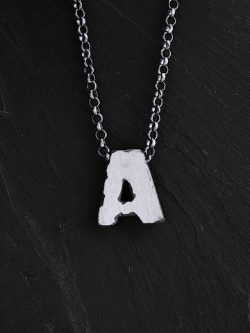 REYTEL - Cadena 'Letter A' en plata: frente