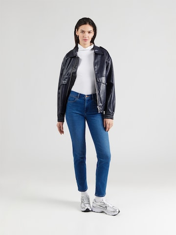 Coupe slim Jean WRANGLER en bleu