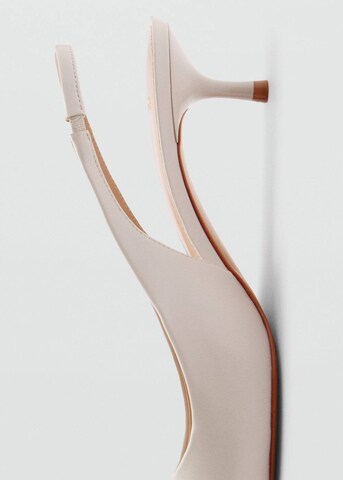 Décolleté sling di MANGO in beige