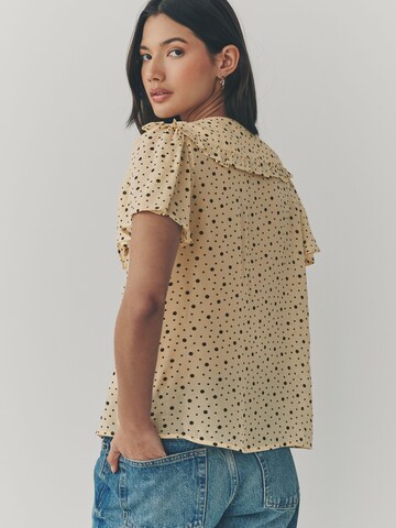 Next Blouse in Yellow