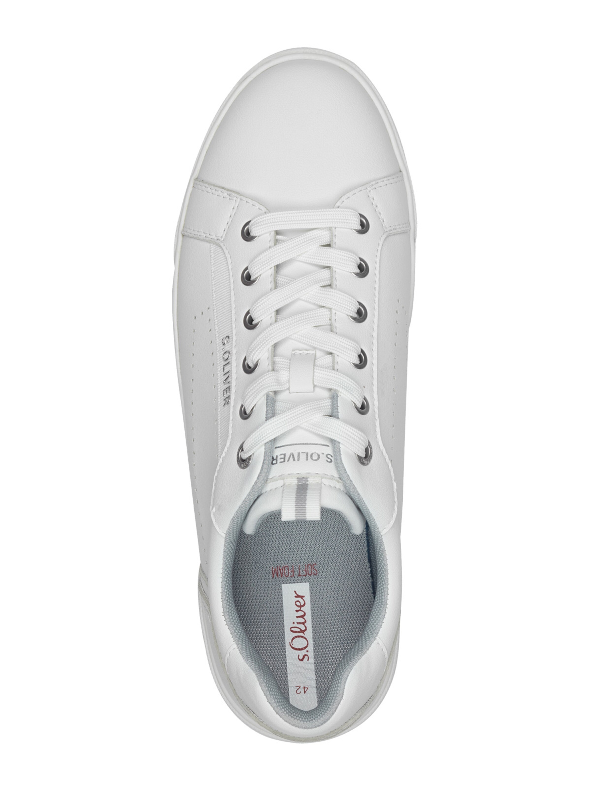 Baskets basses s.Oliver en blanc