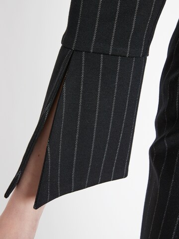 Robe 'Solana' Ana Alcazar en noir