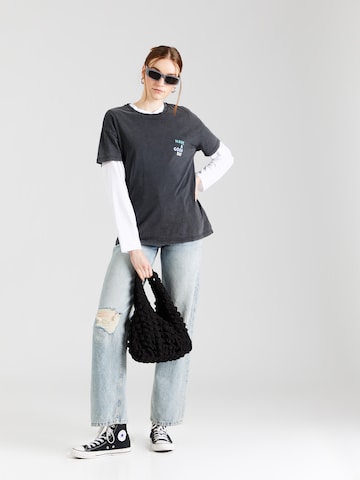 Maglietta 'TULIPS' di CATWALK JUNKIE in grigio