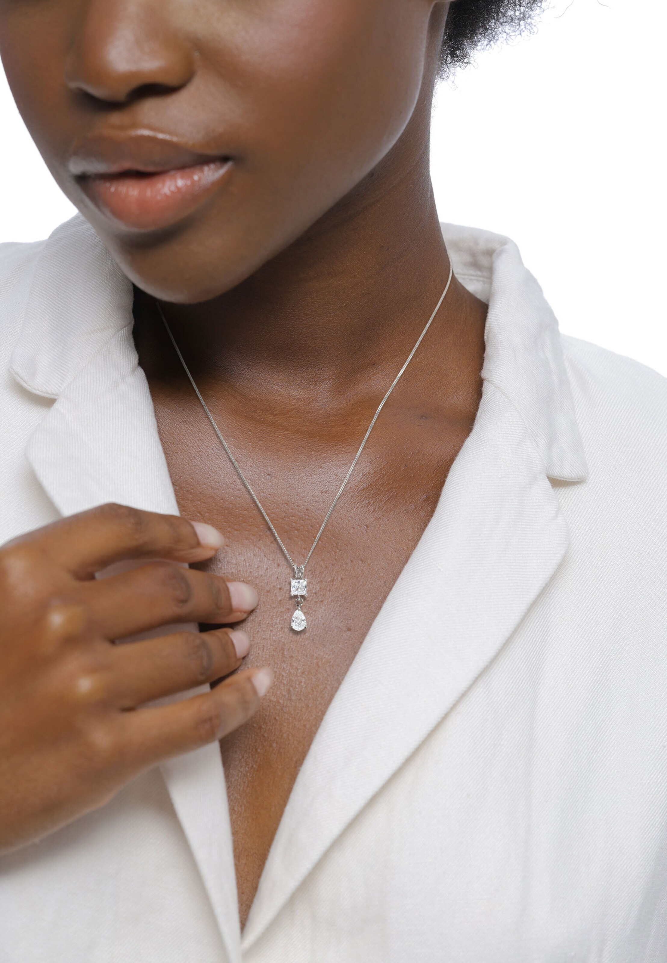 ELLI Ketting in Zilver: voorkant