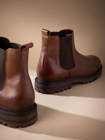 Next - Botas Chelsea en marrón