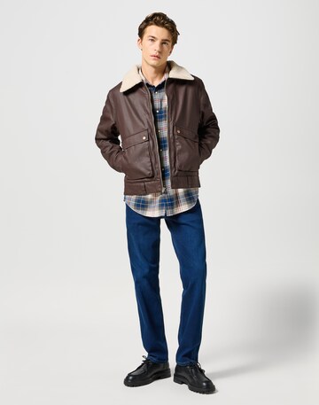 WRANGLER Übergangsjacke in Braun