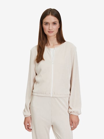 Betty & Co Between-Season Jacket in Beige: front