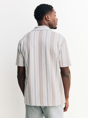 Coupe regular Chemise Next en marron