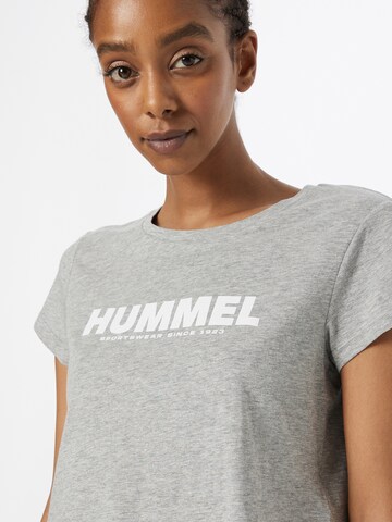 Hummel Функционална тениска 'Legacy' в сиво
