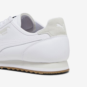 Baskets basses PUMA en blanc