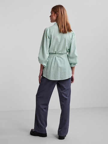 Camicia da donna 'Vosa' di PIECES in verde