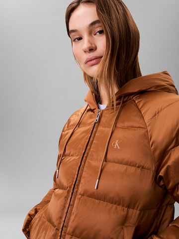 Calvin Klein Jeans Tussenjas in Bruin