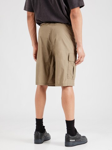 Loosefit Pantaloni cargo di WEEKDAY in verde