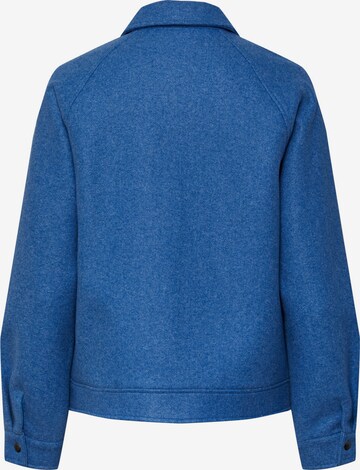 PIECES Between-season jacket 'NAIOMI' in Blue