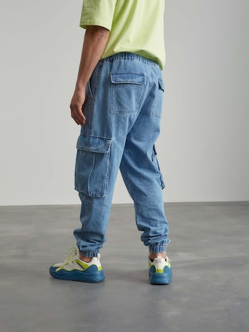 ABOUT YOU x Benny Cristo Loose fit Cargo Jeans 'Niels' in Blue