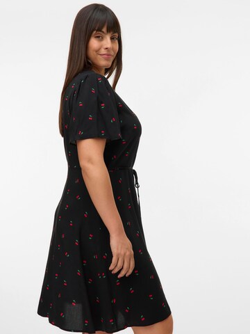 Robe-chemise 'VMCalba' Vero Moda Curve en noir