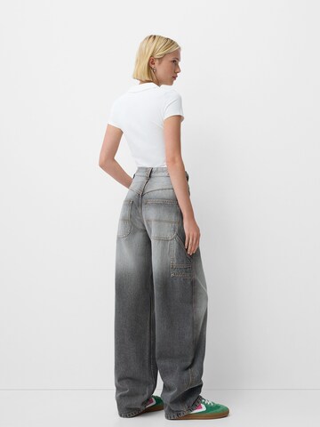 Wide leg Jeans di Bershka in grigio