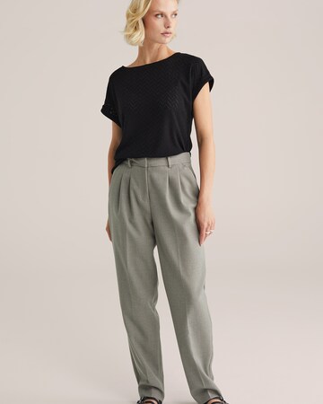 Tricou de la WE Fashion pe negru
