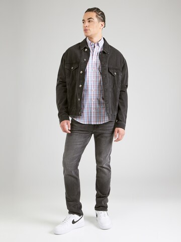 FYNCH-HATTON - Ajuste regular Camisa en rojo