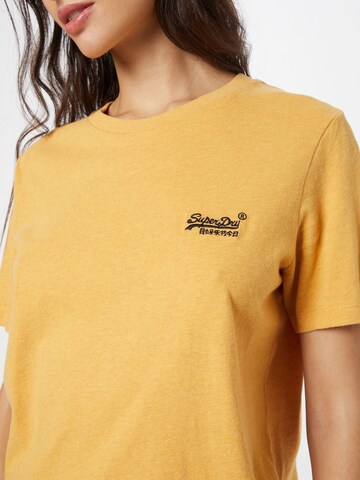 Superdry T-Shirt in Gelb