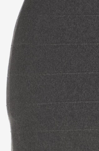 Joseph Ribkoff Skirt in XS in Grey