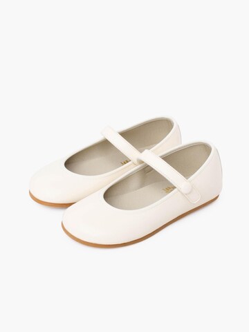 Pisamonas Ballet Flats in Beige