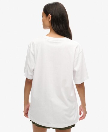T-shirt oversize Superdry en blanc