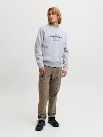JACK & JONES Regular Cargo trousers in Brown
