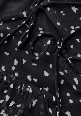 Street One Studio Gemusterte Chiffon-Tunika in Schwarz