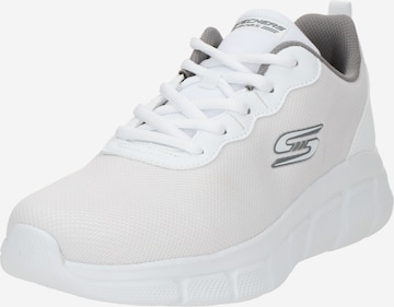 Baskets basses SKECHERS en blanc : devant