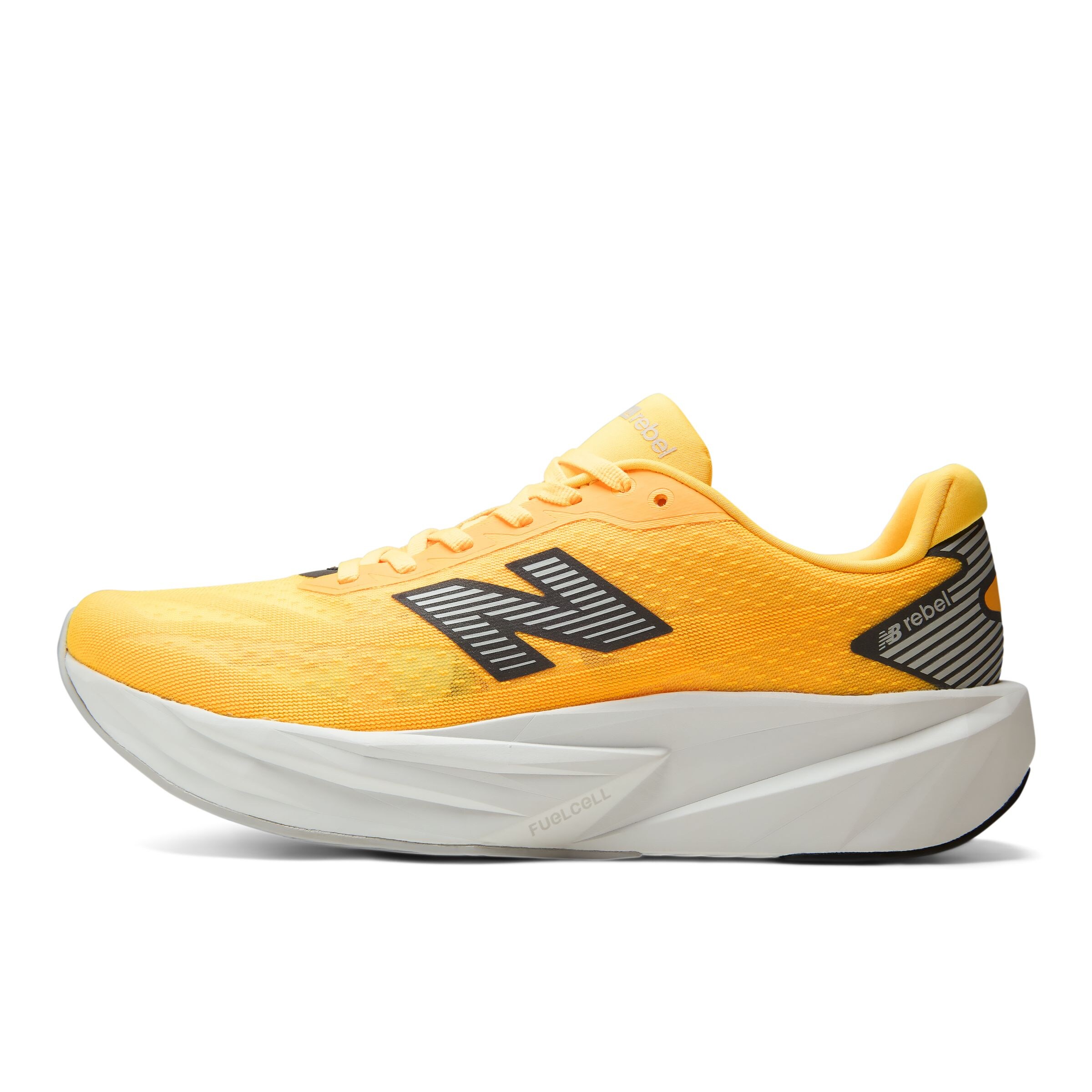 Chaussure de course 'FuelCell Rebel v5 Grey Days' new balance en orange : devant
