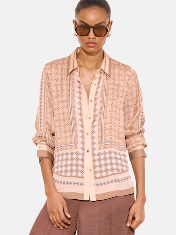 Lipsy Pusero värissä beige: etupuoli