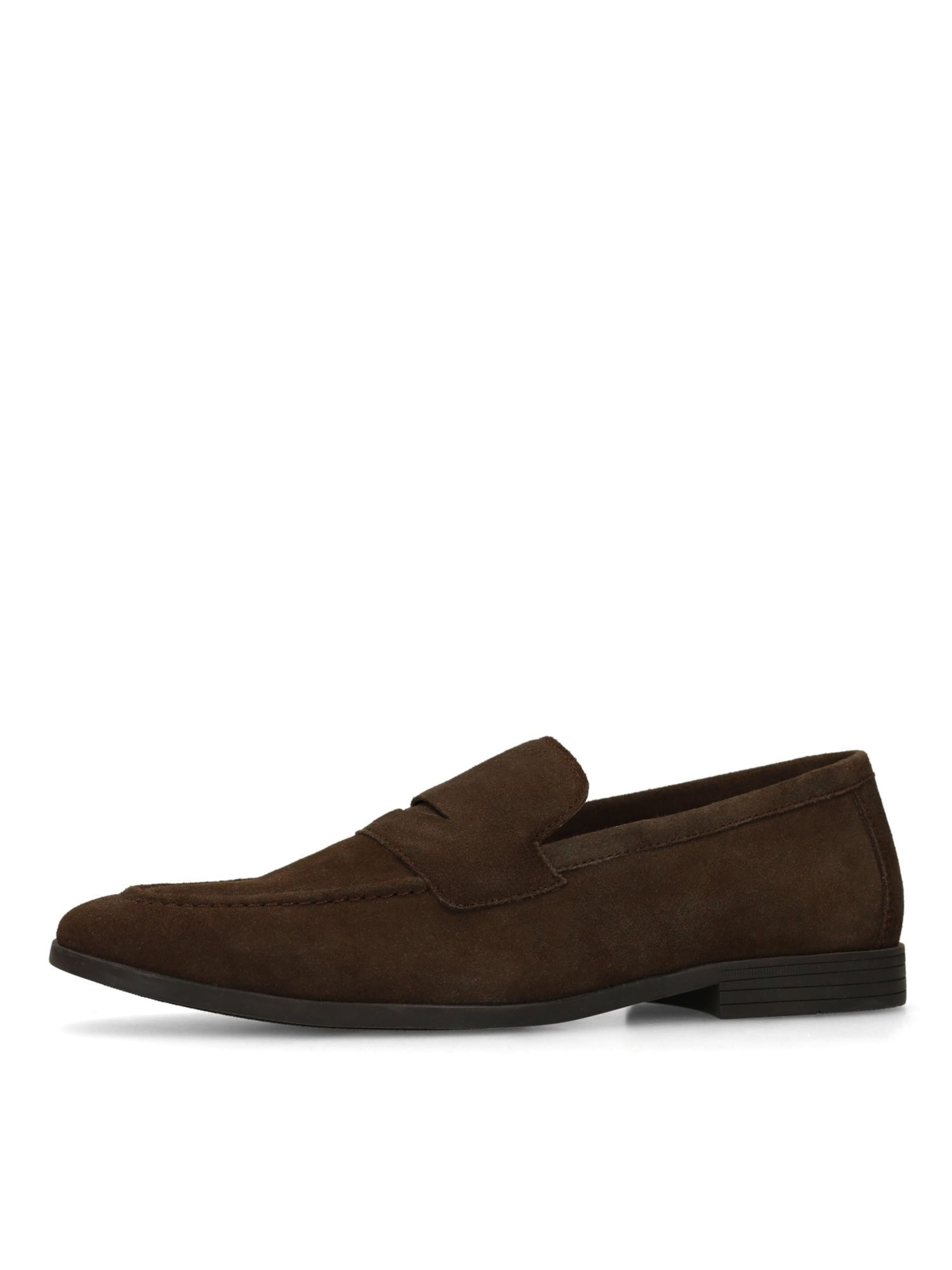 MANFIELD Classic Flats in Brown: front