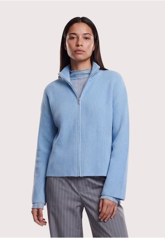 Cardigan 'Eleni' OH APRIL en bleu : devant