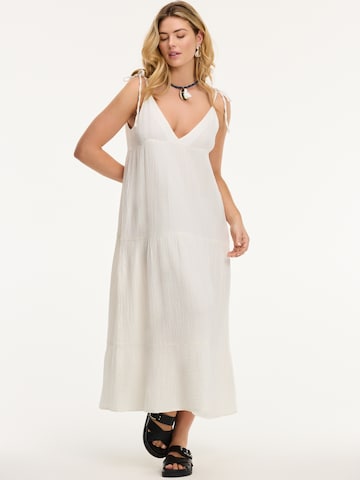 Robe d’été 'Bogota' Shiwi en blanc