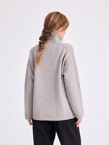 Gai+Lisva Sweater ' Mandie ' in Grau