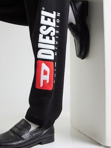 DIESELTapered Hlače 'P-MARKY-DIV' - crna boja