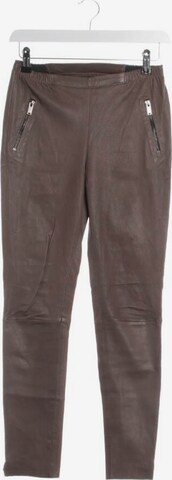 Utzon Pants in XS in Brown: front