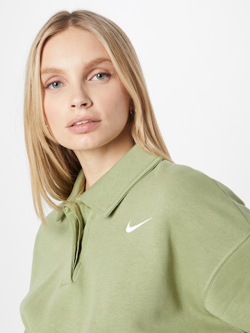 Nike Sportswear Majica | zelena barva