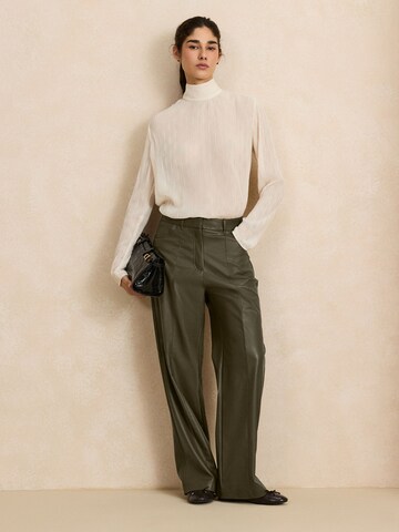 Next Wide leg Chino in Groen