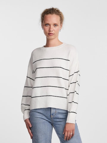 PIECES - Pullover 'BEVERLY' em branco: frente