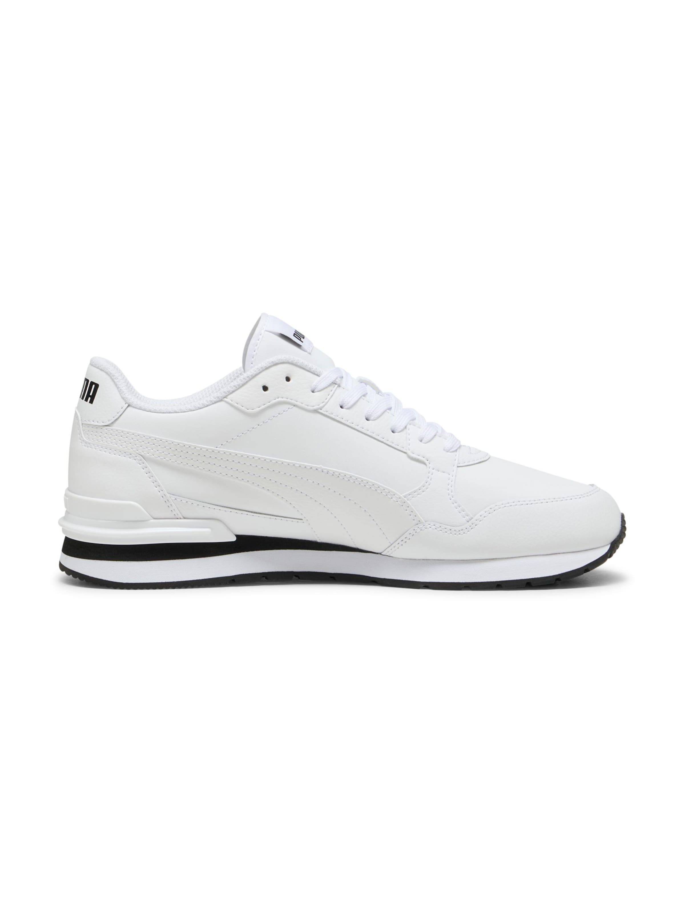 PUMA Platform trainers 'ST Runner v4' in White