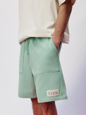 Loosefit Pantaloni 'Erik' di FCBM in verde: frontale