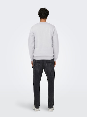 Only & SonsRegular Fit Sweater majica 'ONSCERES' - siva boja